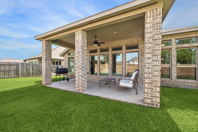 15843 Mckinley Green Drive, Humble, TX 77346