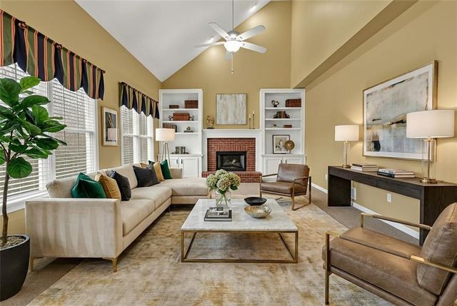 1435 Great Oaks Drive, Lawrenceville, GA 30045