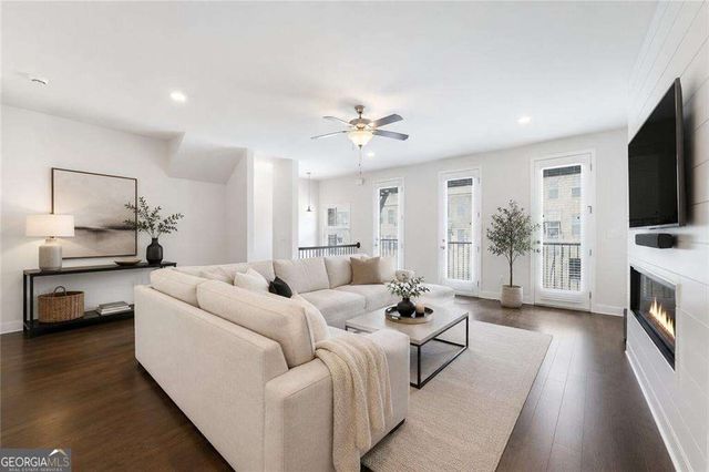 2375 Tarben Drive, Snellville, GA 30078