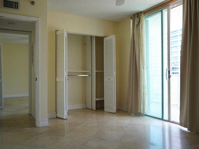 5900 Collins Avenue 601, Miami Beach, FL 33140
