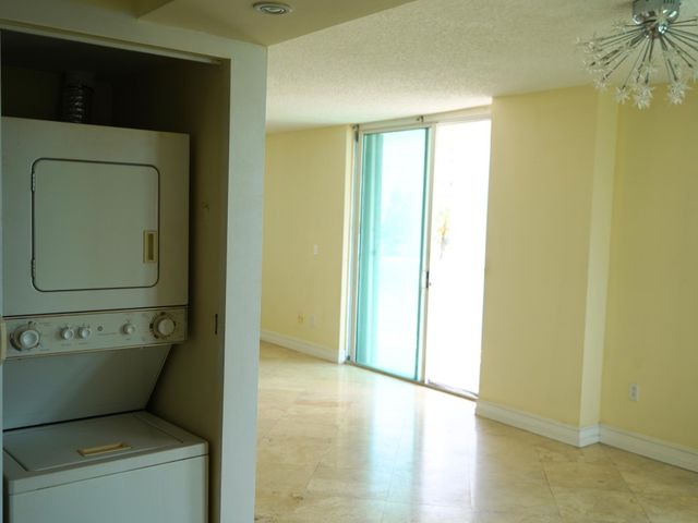 5900 Collins Avenue 601, Miami Beach, FL 33140
