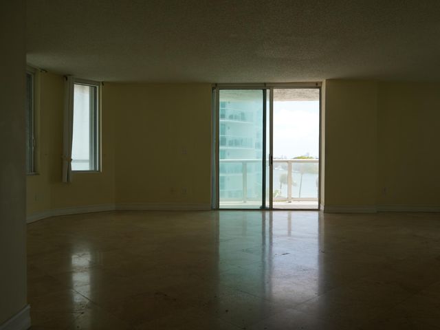 5900 Collins Avenue 601, Miami Beach, FL 33140