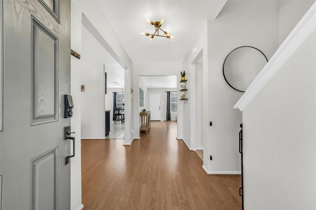 2903 Queen Victoria Street, Pearland, TX 77581