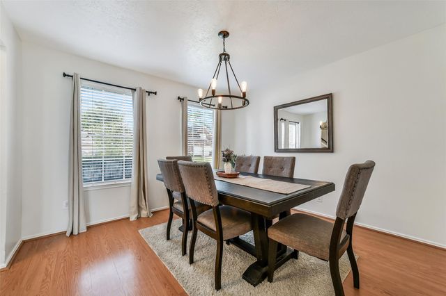 2903 Queen Victoria Street, Pearland, TX 77581