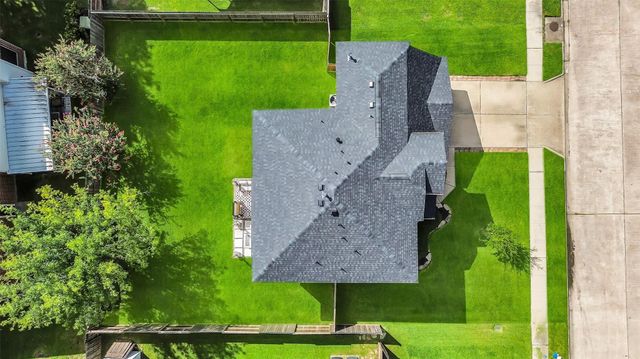 2903 Queen Victoria Street, Pearland, TX 77581