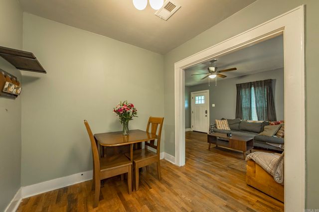 1114 Davis Street, Conway, AR 72034