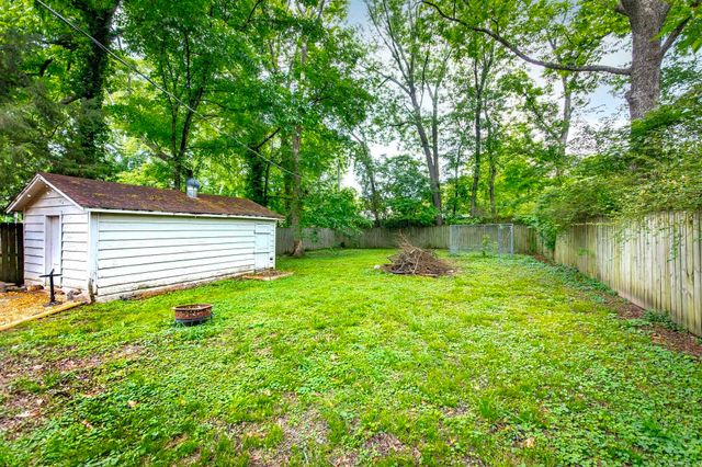 1114 Davis Street, Conway, AR 72034