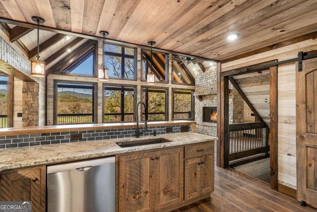 7590 Mobile Road, Blue Ridge, GA 30513