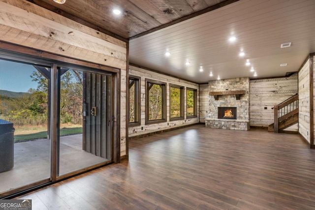 7590 Mobile Road, Blue Ridge, GA 30513