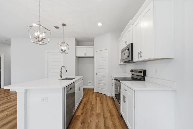 6114 Clover Street, Crestview, FL 32539