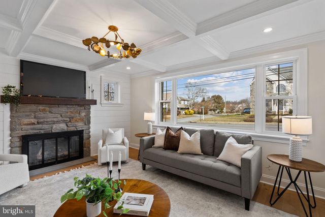 2432 OLCOTT AVE, Ardmore, PA 19003