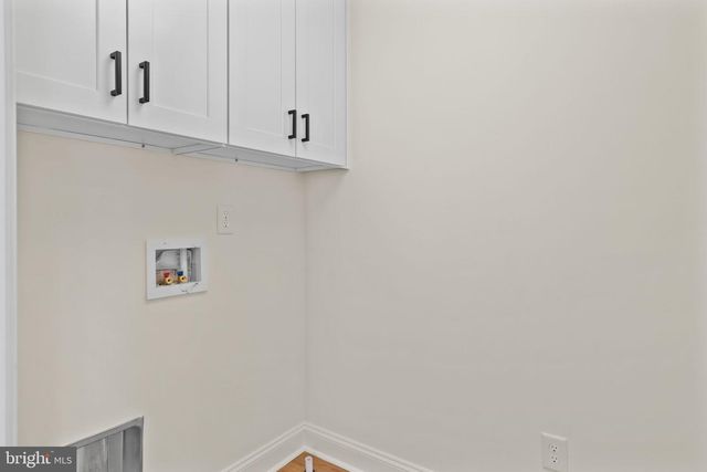 2432 OLCOTT AVE, Ardmore, PA 19003