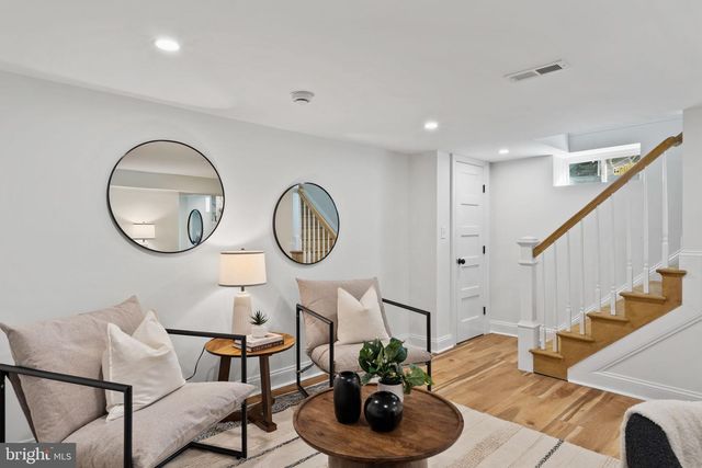 2432 OLCOTT AVE, Ardmore, PA 19003