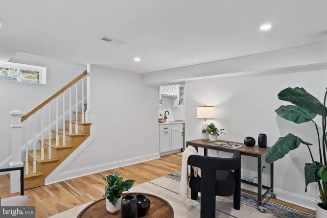 2432 OLCOTT AVE, Ardmore, PA 19003