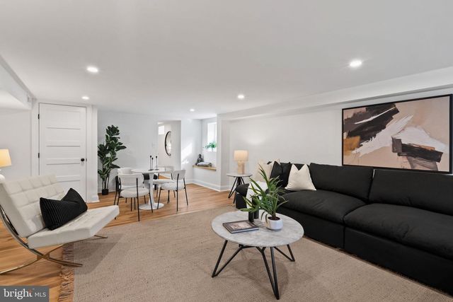 2432 OLCOTT AVE, Ardmore, PA 19003