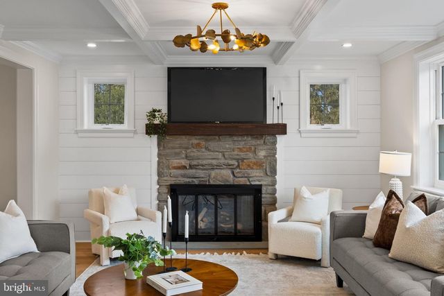 2432 OLCOTT AVE, Ardmore, PA 19003