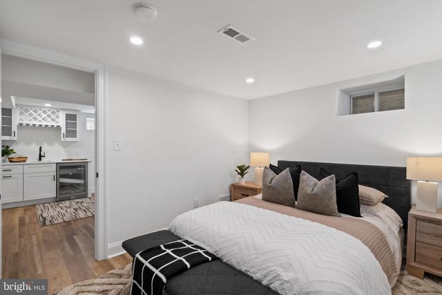 2432 OLCOTT AVE, Ardmore, PA 19003