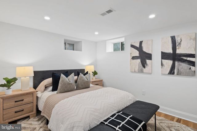 2432 OLCOTT AVE, Ardmore, PA 19003