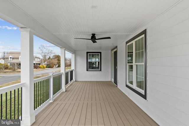 2432 OLCOTT AVE, Ardmore, PA 19003