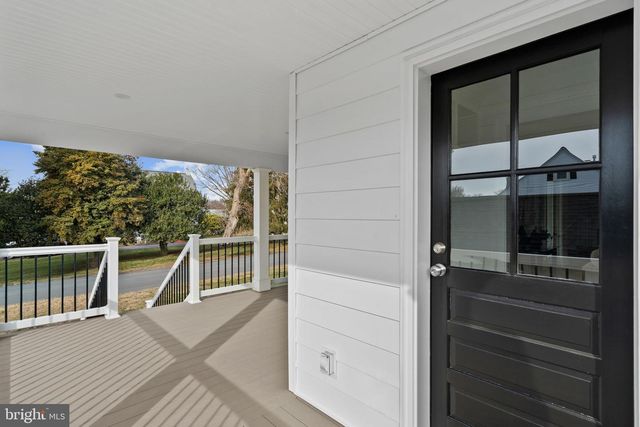 2432 OLCOTT AVE, Ardmore, PA 19003