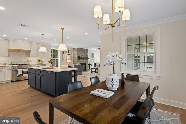 2432 OLCOTT AVE, Ardmore, PA 19003