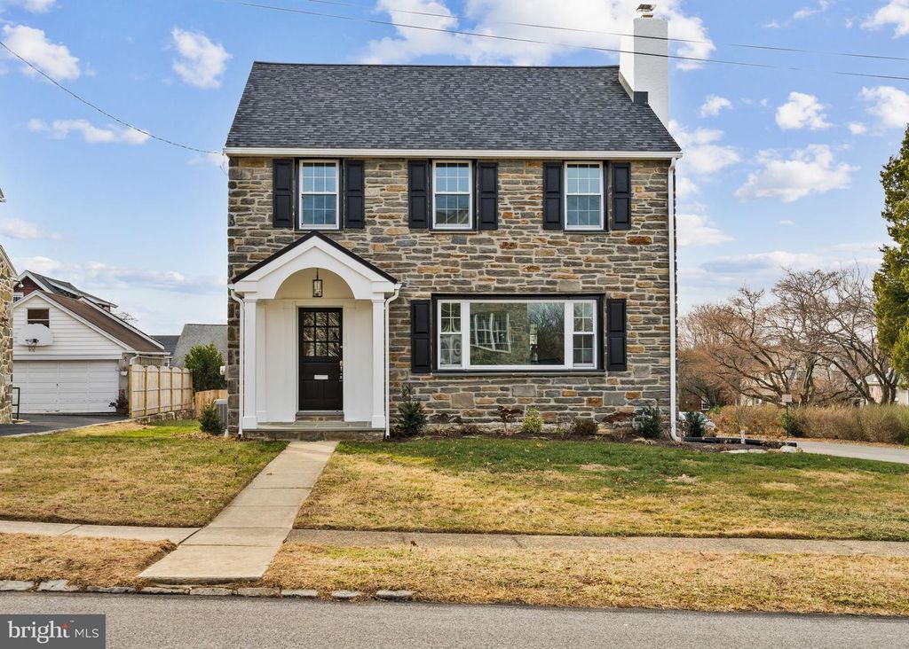 2432 OLCOTT AVE, Ardmore, PA 19003