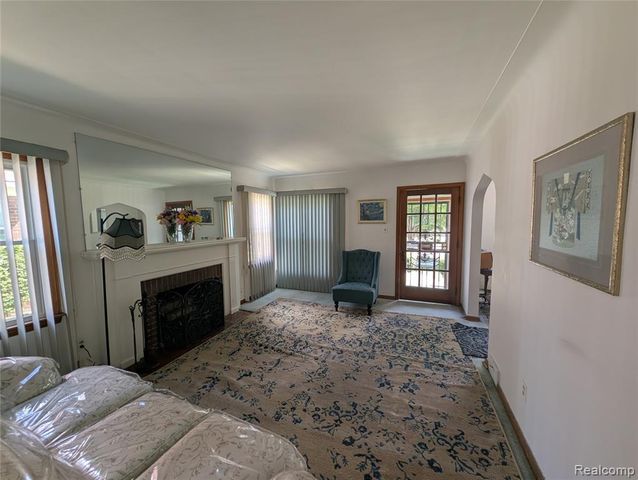 4475 Grayton Street, Detroit, MI 48224