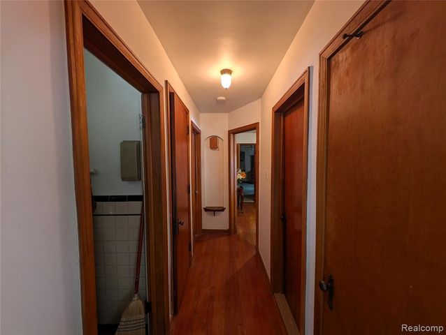 4475 Grayton Street, Detroit, MI 48224
