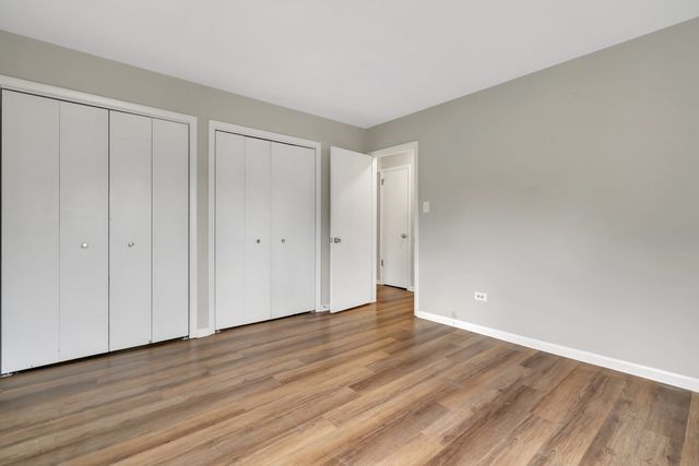 42 S Waiola Avenue 02, La Grange, IL 60525