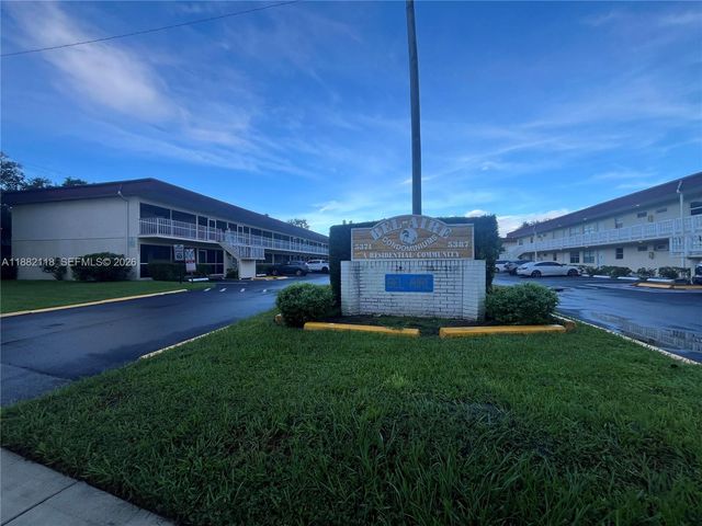 5387 SW 40th Avenue 103, Dania Beach, FL 33314