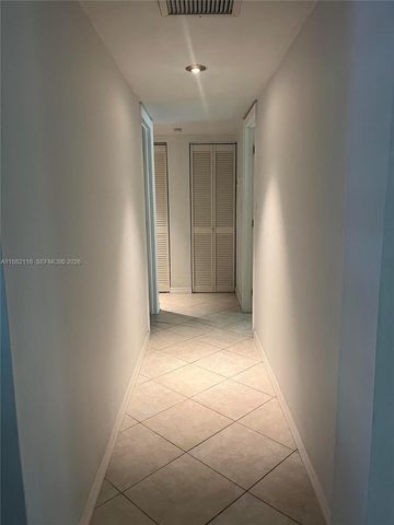 5387 SW 40th Avenue 103, Dania Beach, FL 33314