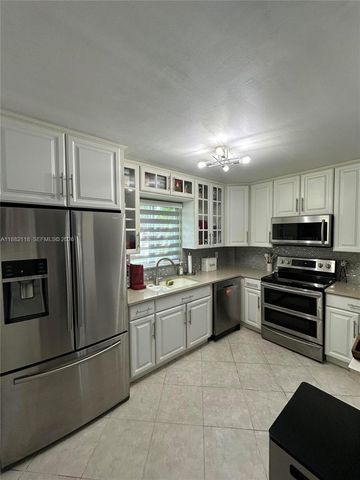 5387 SW 40th Avenue 103, Dania Beach, FL 33314