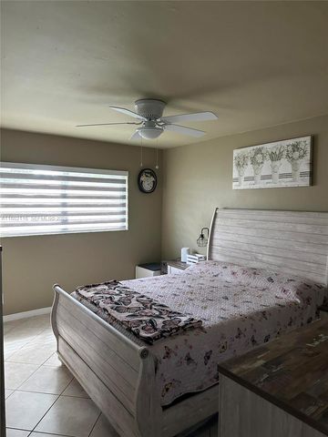 5387 SW 40th Avenue 103, Dania Beach, FL 33314