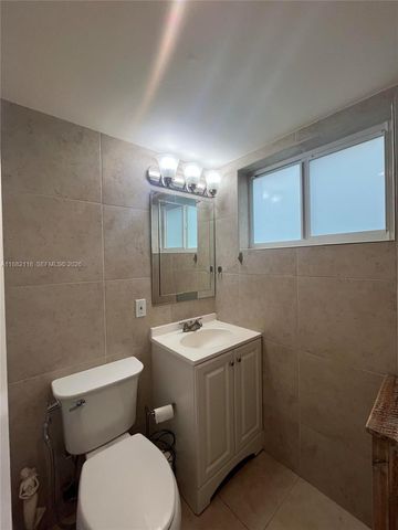 5387 SW 40th Avenue 103, Dania Beach, FL 33314
