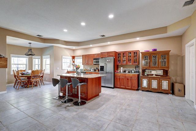 256 SW Ridgecrest Drive, Port St. Lucie, FL 34953