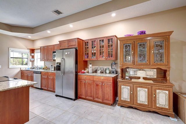 256 SW Ridgecrest Drive, Port St. Lucie, FL 34953