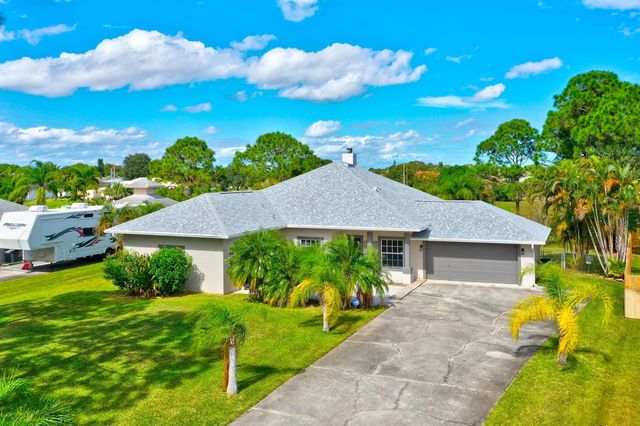 256 SW Ridgecrest Drive, Port St. Lucie, FL 34953