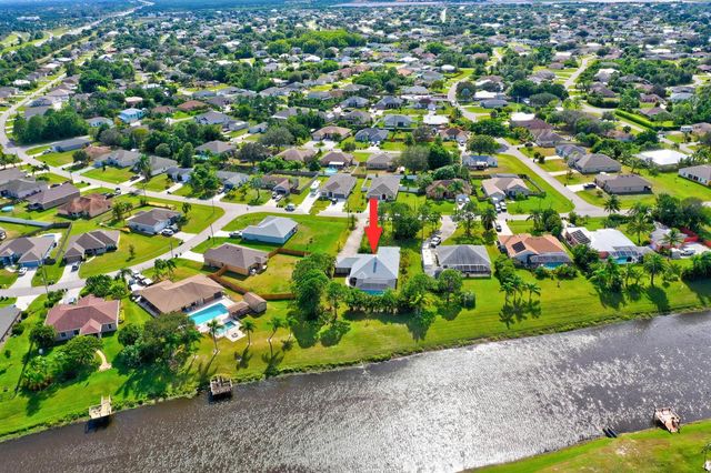 256 SW Ridgecrest Drive, Port St. Lucie, FL 34953
