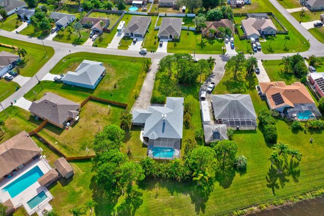 256 SW Ridgecrest Drive, Port St. Lucie, FL 34953