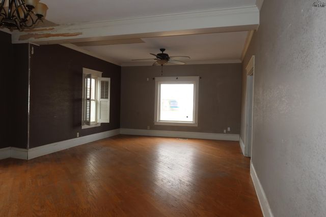 3103 TEXAS STREET, Vernon, TX 76384