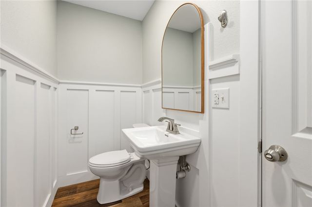 6 Linfield Lane, Bella Vista, AR 72715