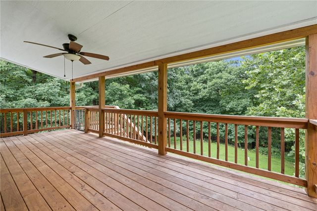 6 Linfield Lane, Bella Vista, AR 72715
