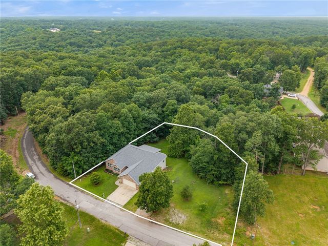 6 Linfield Lane, Bella Vista, AR 72715