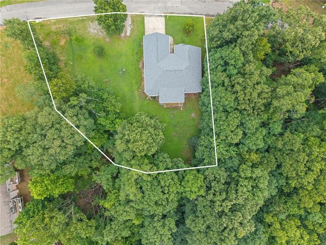 6 Linfield Lane, Bella Vista, AR 72715