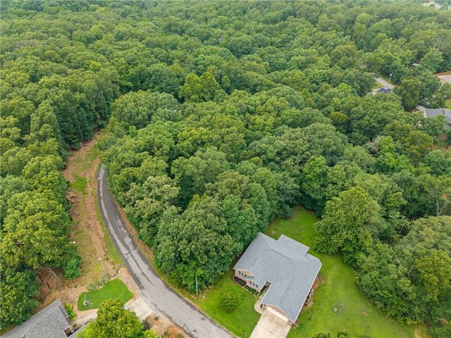 6 Linfield Lane, Bella Vista, AR 72715