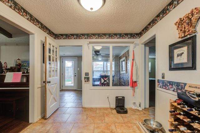 5713 76th Street, Lubbock, TX 79424