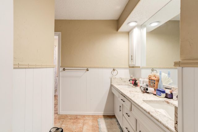 5713 76th Street, Lubbock, TX 79424