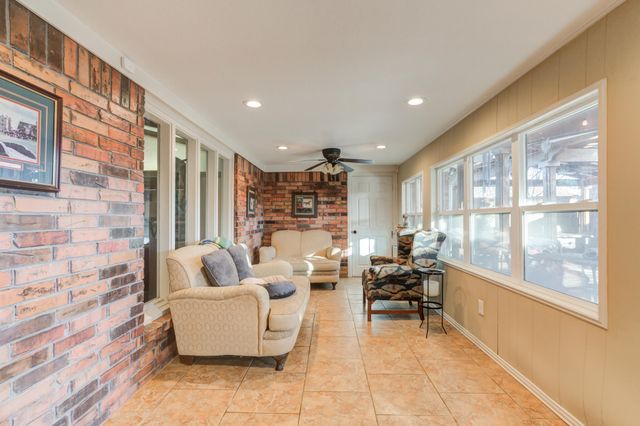 5713 76th Street, Lubbock, TX 79424