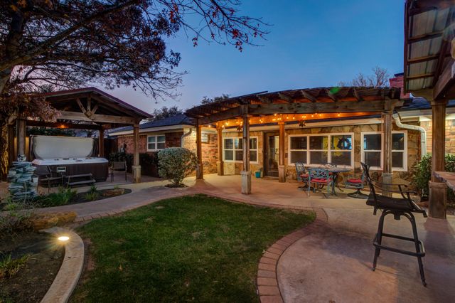 5713 76th Street, Lubbock, TX 79424