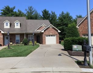 2207 Stanford Ct, Murfreesboro, TN 37130